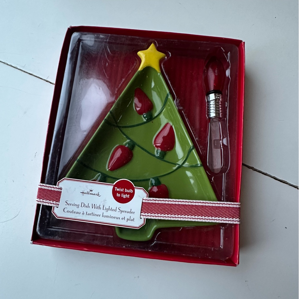 Hallmark Serving Dish with Red Light Up Bulb Spreader Christmas Tree NIB